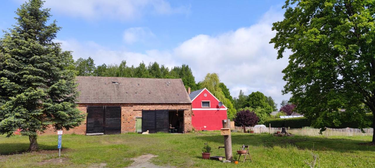 Ferienwohnung & Campingplatz Vor Dem Berg Heideblick Bagian luar foto