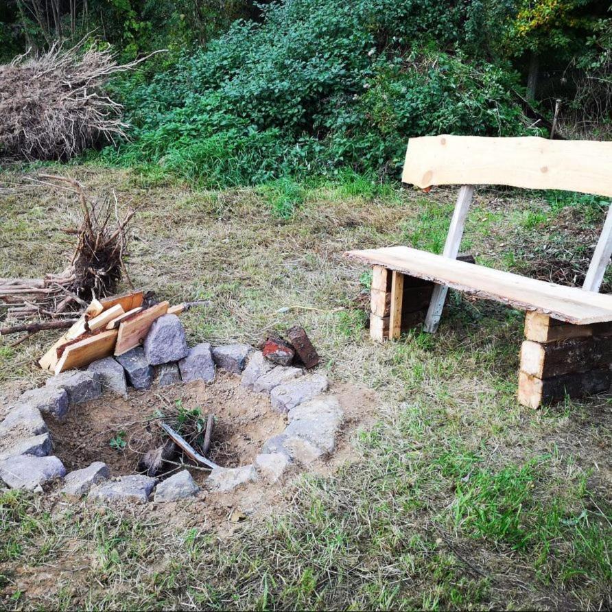 Ferienwohnung & Campingplatz Vor Dem Berg Heideblick Bagian luar foto